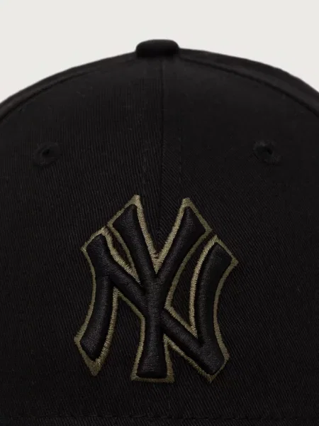 New Era кепка TEAM OUTLINE