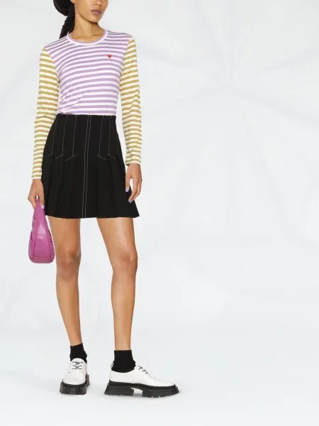 Marškinėliai Comme Des Garçons Play su širdelėmis violetinė