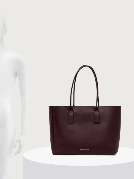 Кожаная сумка шоппер Marc Jacobs в деловом стиле