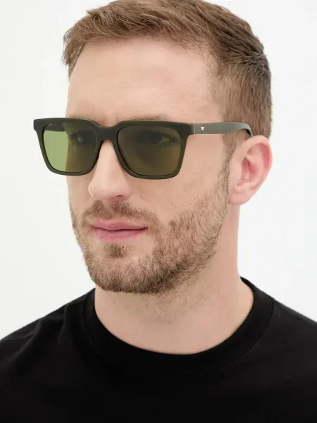 Emporio Armani napszemüveg zöld