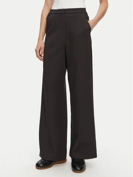 Patrizia Pepe Pantaloni din negru
