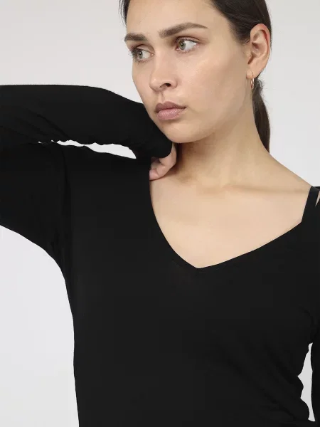 Лонгслів YUKI чорний