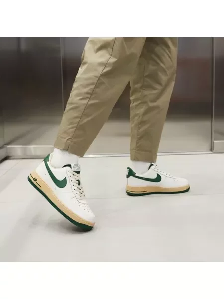 Ilgaauliai batai Nike