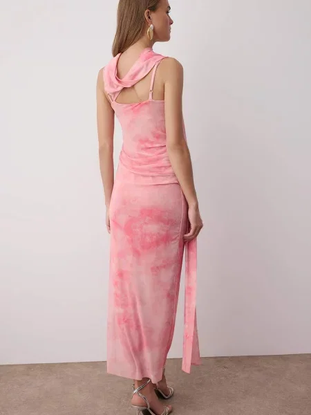 Trendyol Rochie / deschis roz