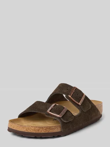 Klapki Birkenstock zamszowe brązowe