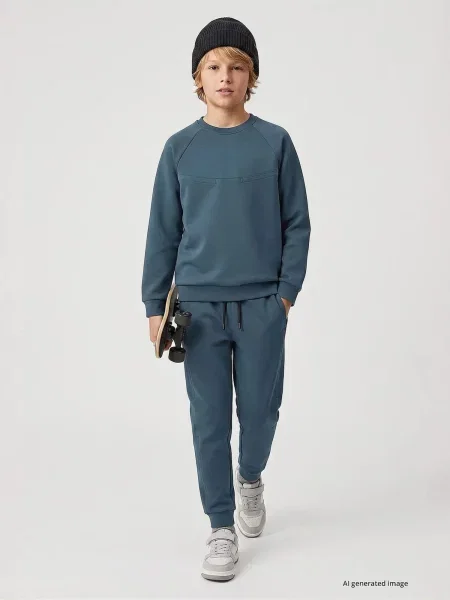 Tommy Life Tréningruha TOMMY Kinder Active Set sötétkék