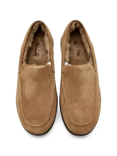 Pantofi loafer Ugg din piele de căprioară maro