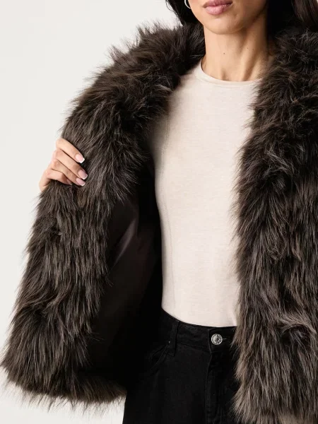 DKNY коротка куртка