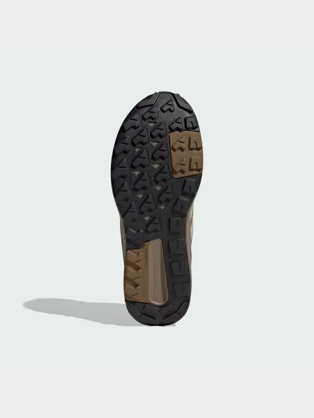 Кроссовки Adidas Terrex коричневые