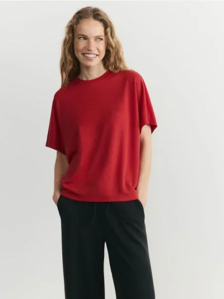 Reserved Tricou oversized cu adaos de modal roșu