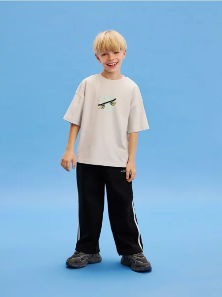 Reserved Pantofi Sneakers ușori gri-închis gri
