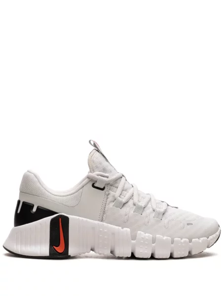 Sneakerși Nike LeBron negru