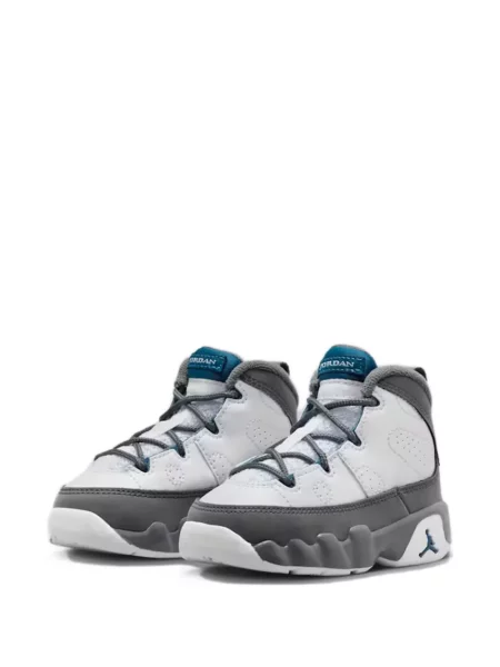 Sneakersy dziecięce Jordan białe