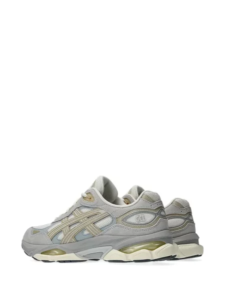 Sneakerși Asics gri