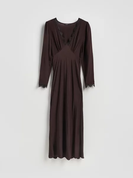Reserved Сукня максі з мереживом темно коричневий