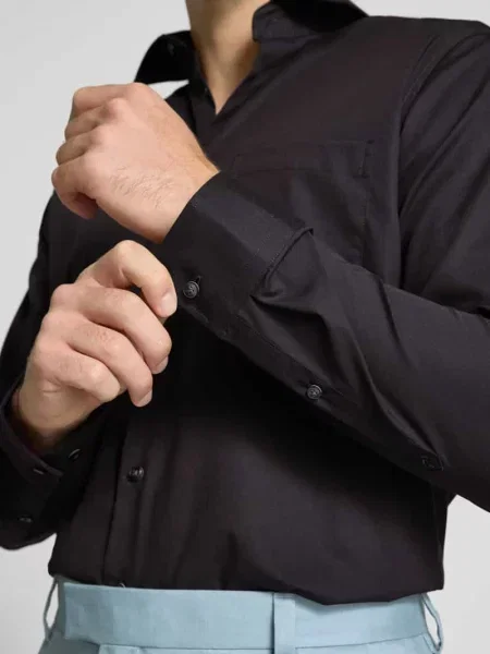 Koszula biznesowa krój regular fit z kołnierzykiem kent z czystej bawełny Seidensticker Regular Fit czarna
