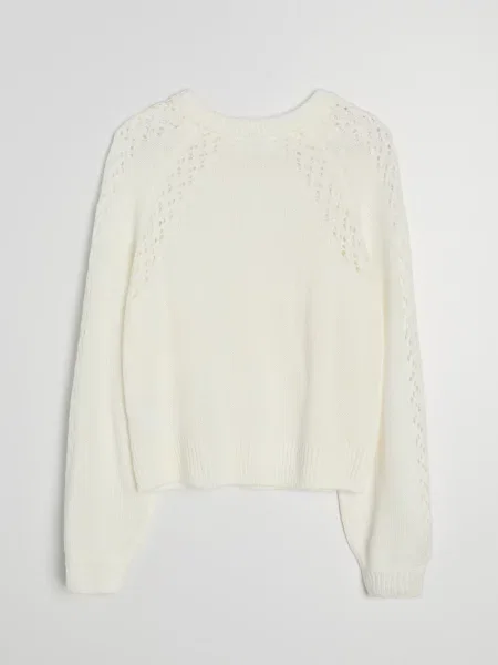 Ажурний светр кремовий