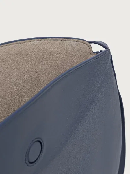 Кожаная сумка через плечо Furla