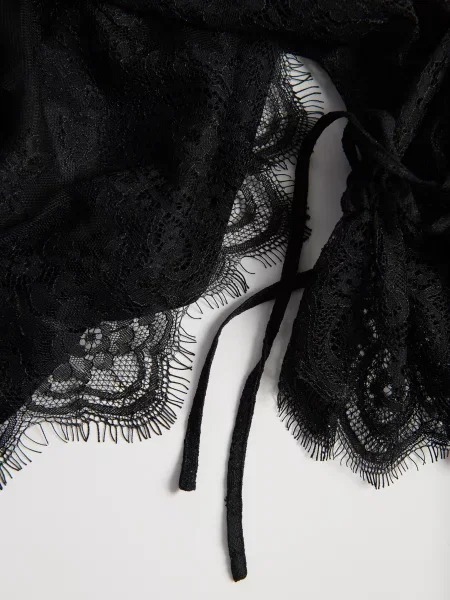 Reserved Мереживна блузка чорний