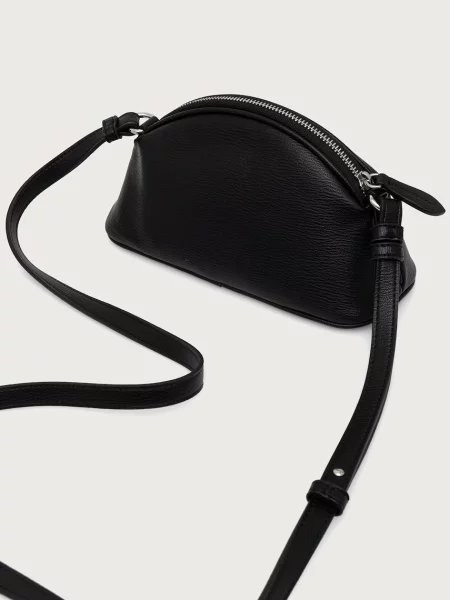 Кожаная сумка через плечо Armani Exchange