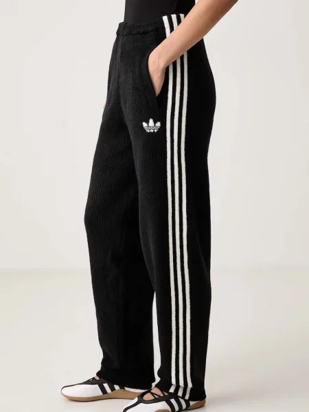 Adidas Originals спортивні штани з додаванням вовни Adiluna Season 2 x Jennie