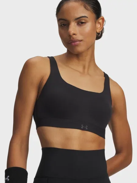 Топ Under Armour черный