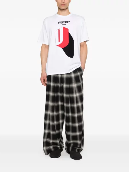 Grafic tricou Undercover cu imagine alb