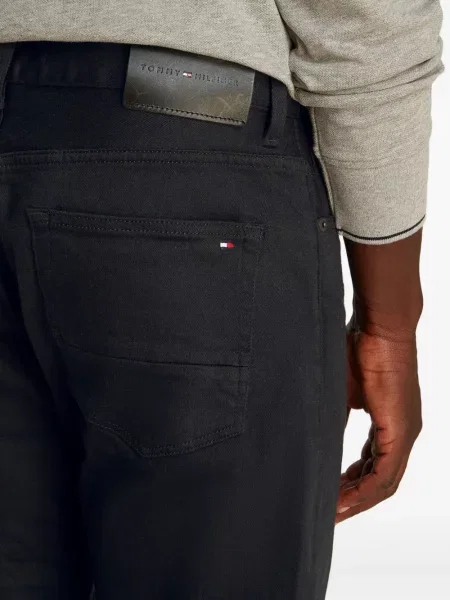 Blugi Tommy Hilfiger negru
