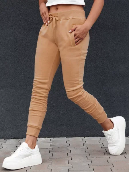 Spodnie dresowe FITS coffee Dstreet