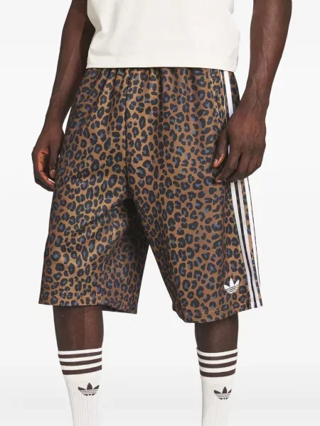 Hanorac Adidas cu imagine cu model leopard maro