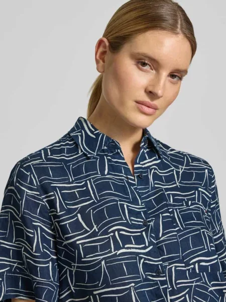 Bluzka lniana o kroju loose fit z brustaszą Tommy Hilfiger