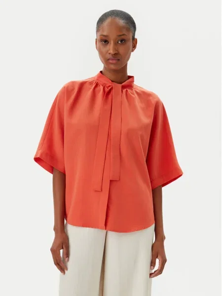 Риза с лен Marc O'Polo дамска със свободна кройка с връзка на деколтето оранжево