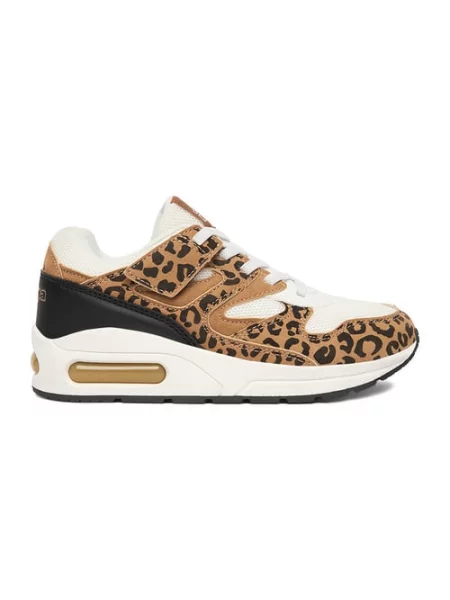 Sneakersy