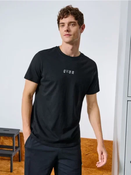 Sinsay Koszulka z nadrukiem czarny