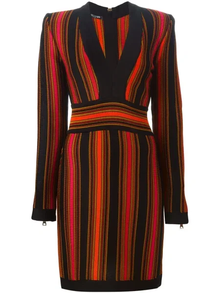 Rochie Balmain cu dungi de costum negru