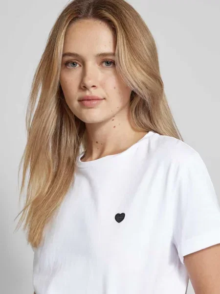 T-shirt z wyhaftowanym motywem model ‘Serz’ Opus biała