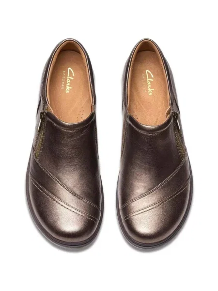 Pantofi Clarks
