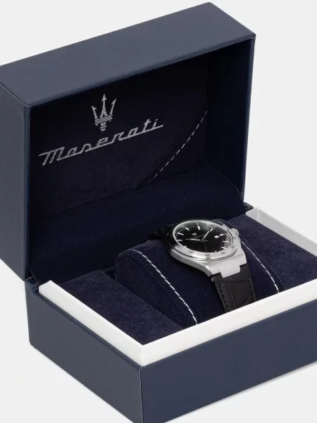 Часы Maserati