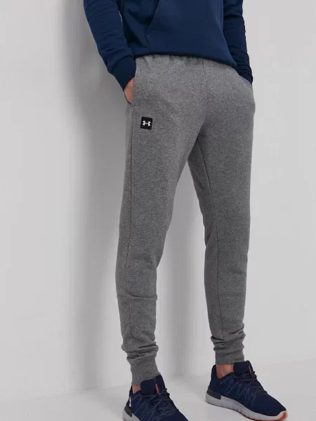 Fleece jogger Under Armour szürke