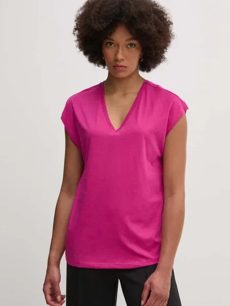 Тениска United Colors of Benetton лилаво розово