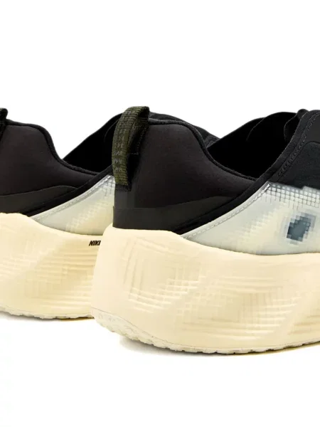 Мрежести чехли Nike с принт с пейсли десен оранжево