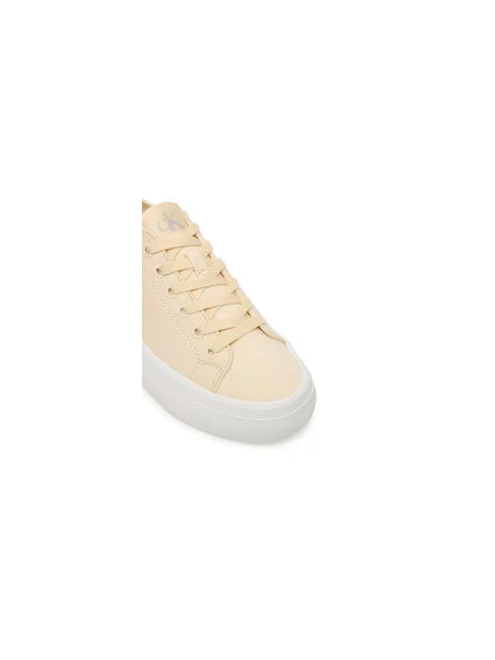 Sneakersy Calvin Klein bílé