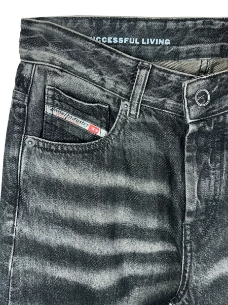 Blugi Diesel gri