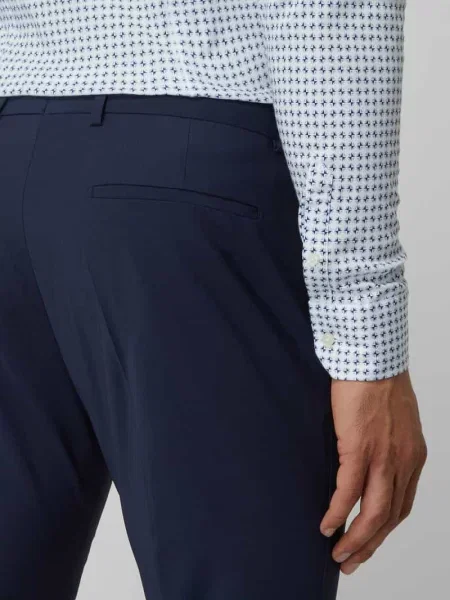 Spodnie do garnituru o kroju regular fit z dodatkiem wełny model ‘MADDEN Strellson niebieskie