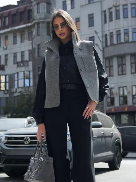 Утепленный жилет Jadone Fashion серый