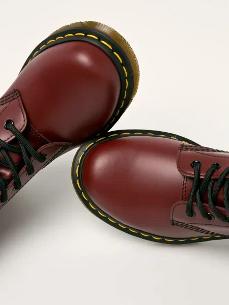 Dr. Martens bőr bakancs
