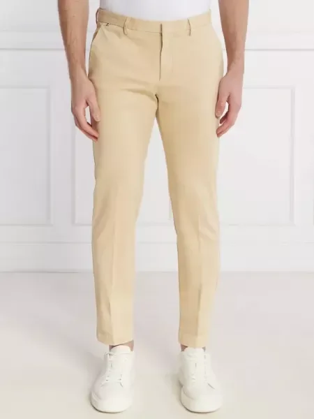 BOSS BLACK Chino nadrág | stretch fekete