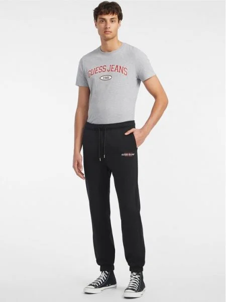 Спортен панталон Guess Jeans с изчистен дизайн черно