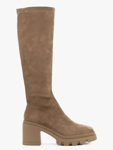 Замшевые сапоги Leberdes бежевые