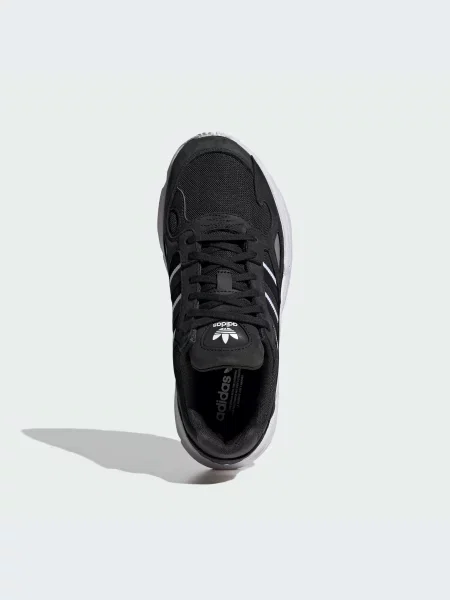Кроссовки Adidas черные